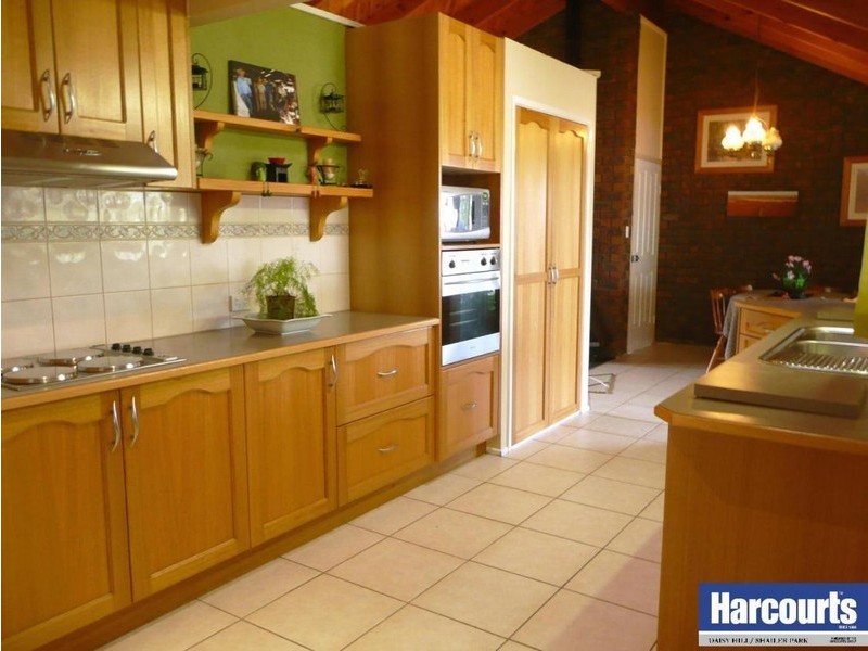 34 Gamenya Drive, Springwood QLD 4127