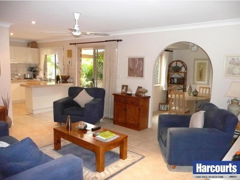 12 Tekam Crescent, Tanah Merah QLD 4128