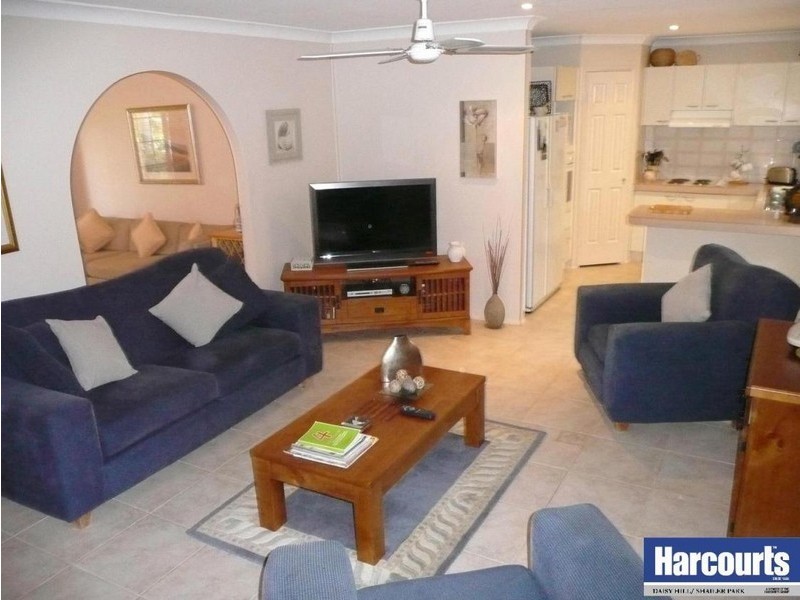 12 Tekam Crescent, Tanah Merah QLD 4128