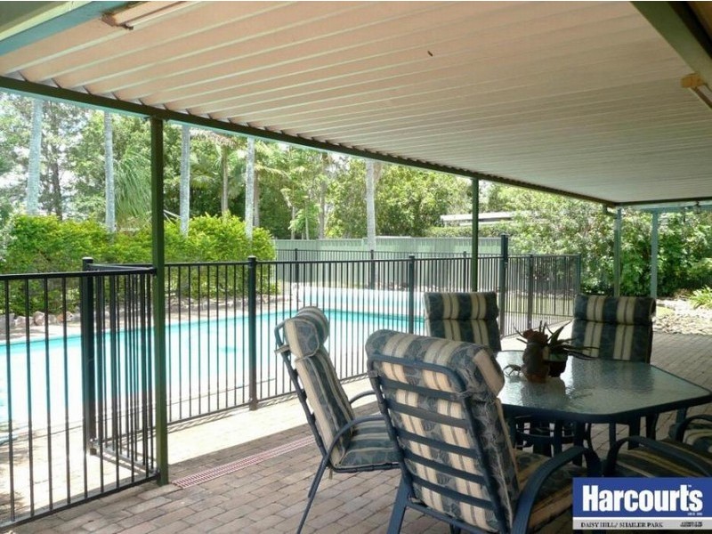 4 Lilac Street, Daisy Hill QLD 4127