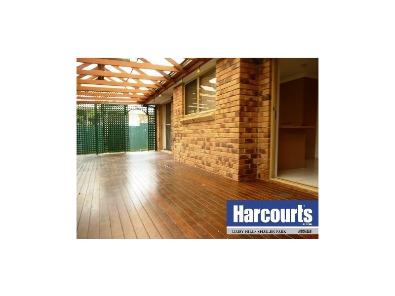 74 John Paul Drive, Daisy Hill QLD 4127