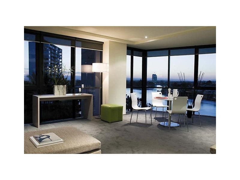 1702/4 Wahronga Place, Surfers Paradise QLD 4217