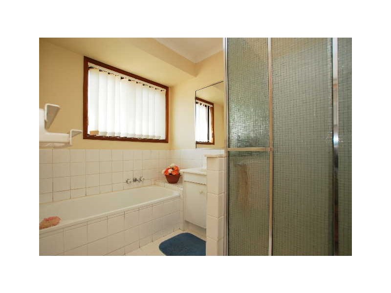 L 2   BUP7358 Lindfield Road, Helensvale QLD 4212