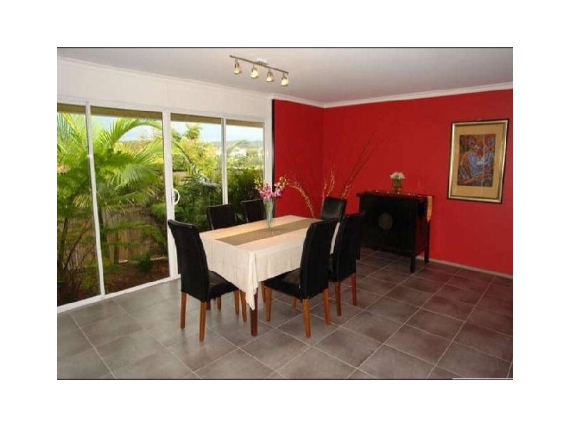 3 Salvado Drive, Pacific Pines QLD 4211