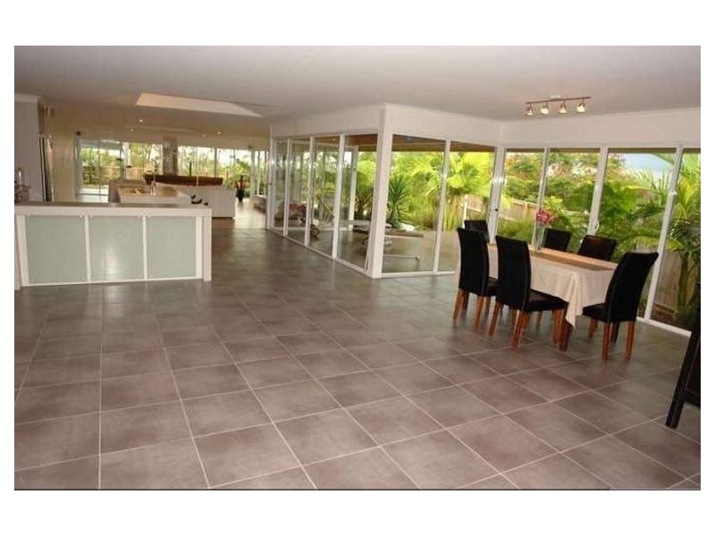 3 Salvado Drive, Pacific Pines QLD 4211