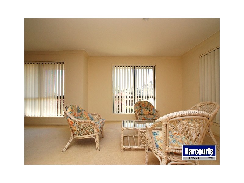 41 Gippsland Drive, Helensvale QLD 4212