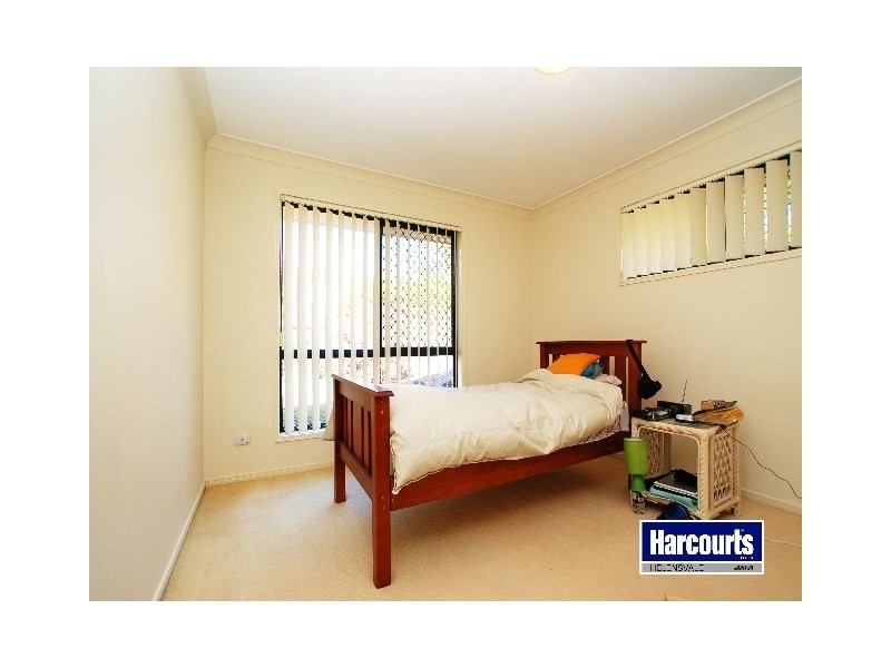 41 Gippsland Drive, Helensvale QLD 4212
