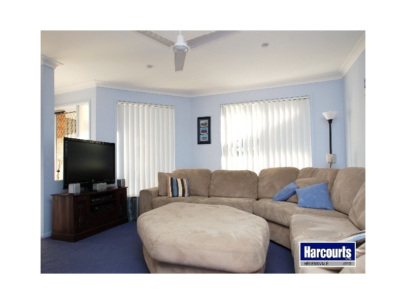 11 Glendale Place, Helensvale QLD 4212