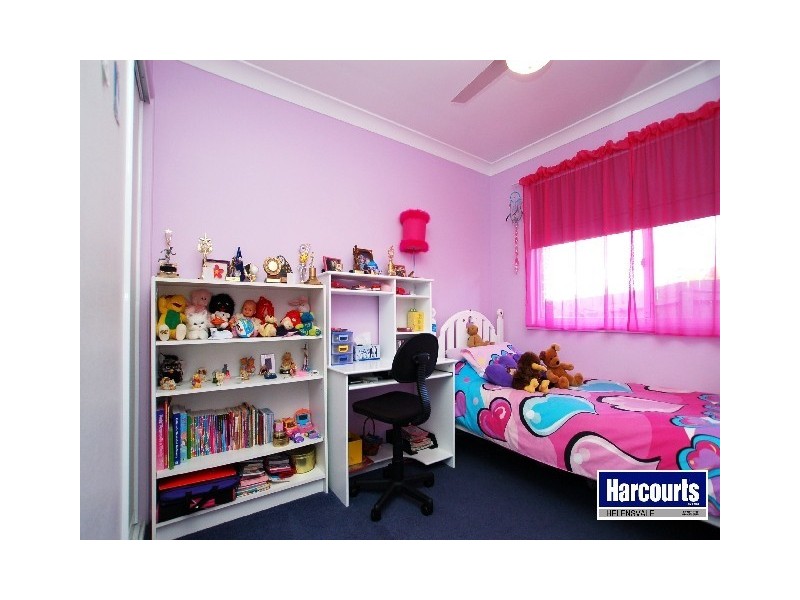 11 Glendale Place, Helensvale QLD 4212