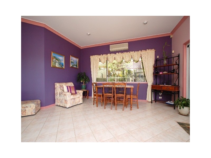 31 Edgeworth Place, Helensvale QLD 4212