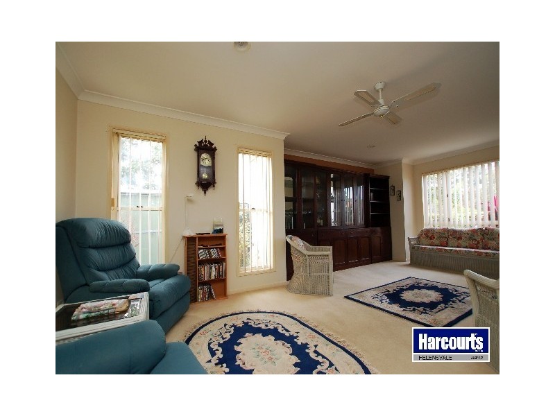 1 Keneally Street, Pacific Pines QLD 4211