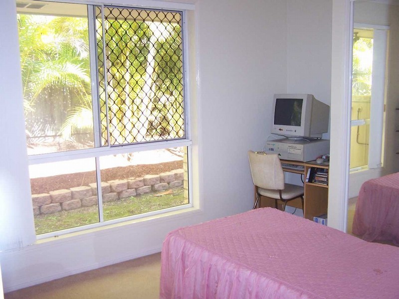 29 Cootharaba Drive, Helensvale QLD 4212