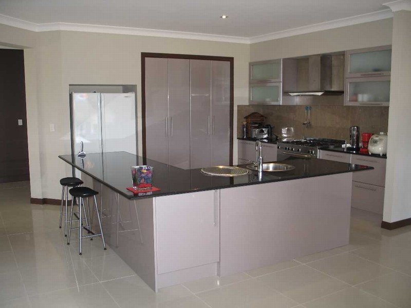 26 Salvado Drive, Pacific Pines QLD 4211