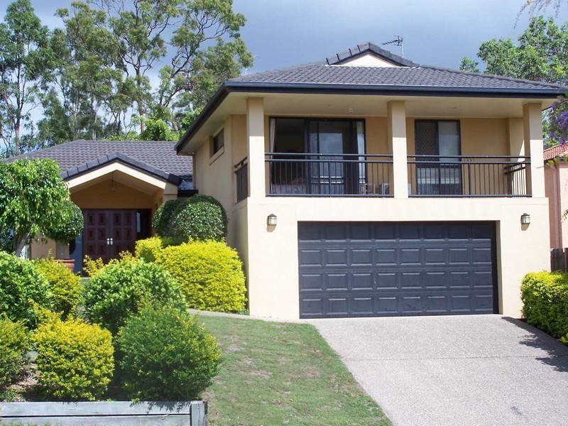 7 Moonda Crt, Helensvale QLD 4212