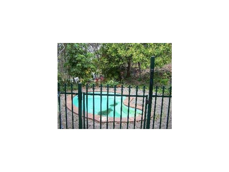 14 Woodford Rd, Helensvale QLD 4212