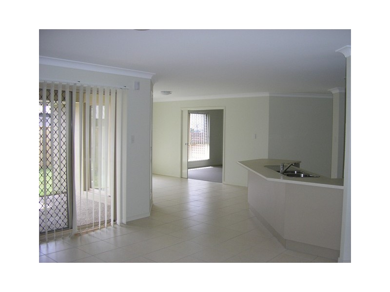 69 Maidenwell Rd, Ormeau QLD 4208