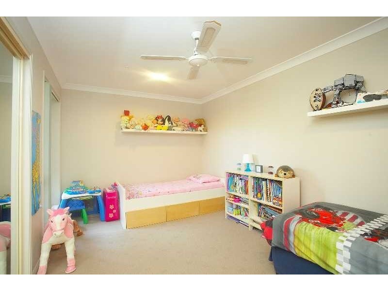 7 Highvale Drive, Helensvale QLD 4212
