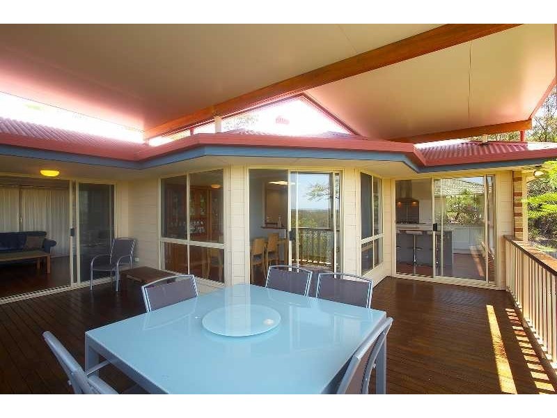 7 Highvale Drive, Helensvale QLD 4212