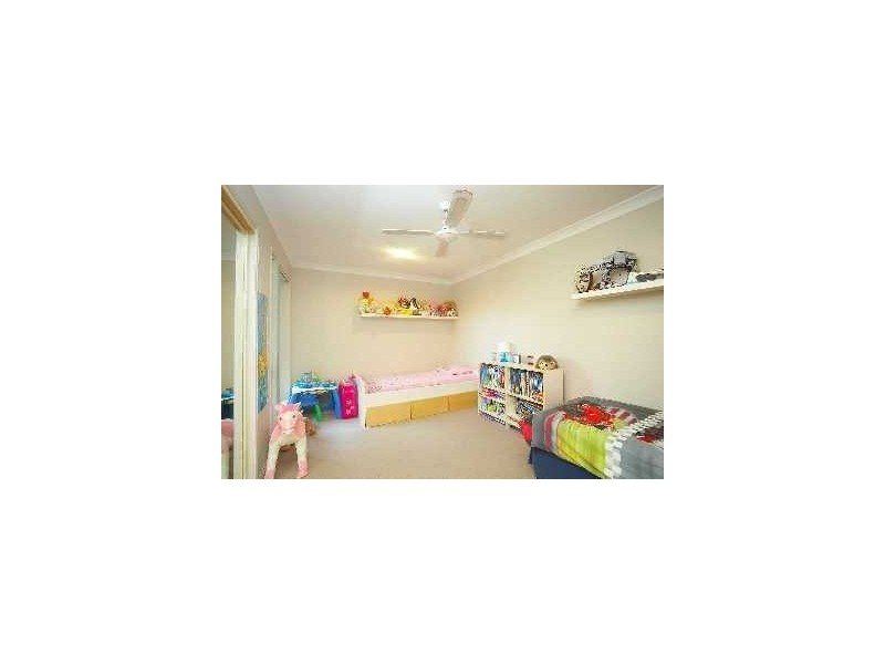 7 Highvale Drive, Helensvale QLD 4212