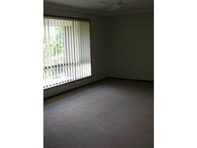 3 Lunar Court, Benowa QLD 4217