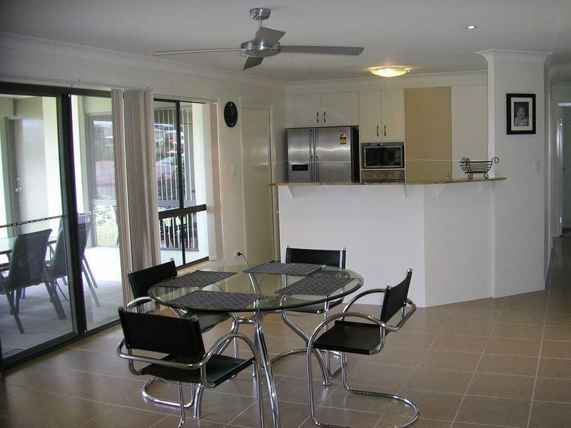 23 Hatutu Street, Pacific Pines QLD 4211