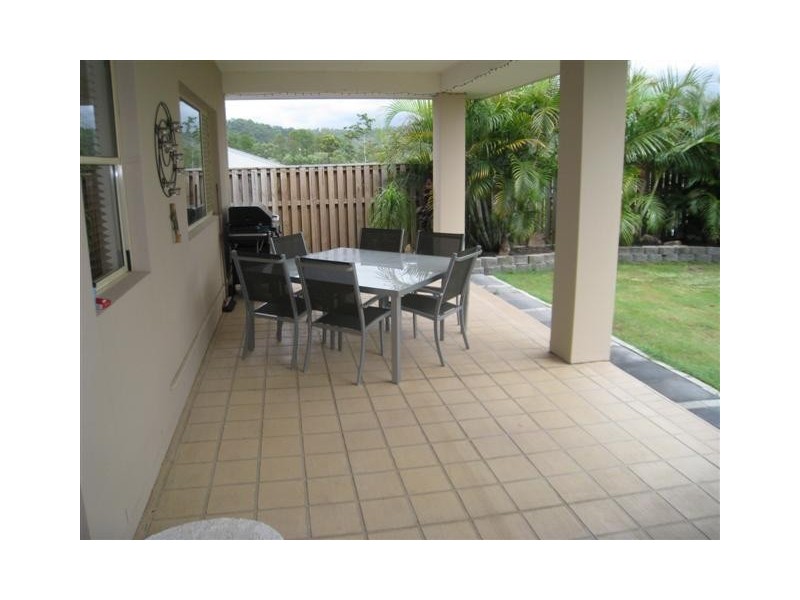13 Irvine Street, Pacific Pines QLD 4211