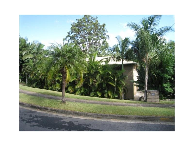 4 Darling Crescent, Molendinar QLD 4214