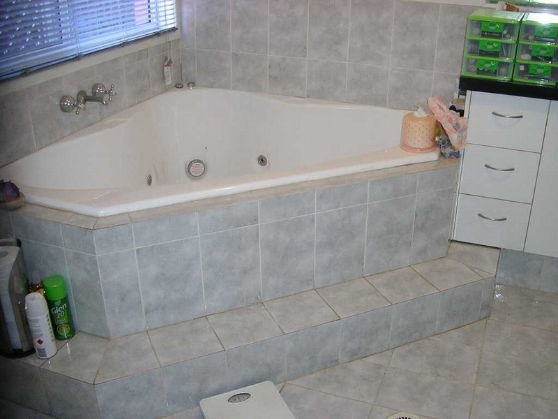 6 The Promontory, Helensvale QLD 4212