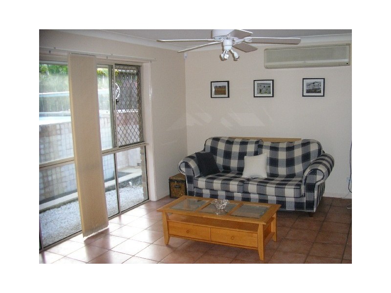 71 Pacific Pines Blvd, Pacific Pines QLD 4211