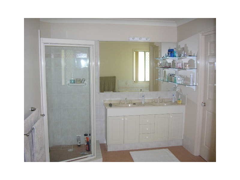 71 Pacific Pines Blvd, Pacific Pines QLD 4211