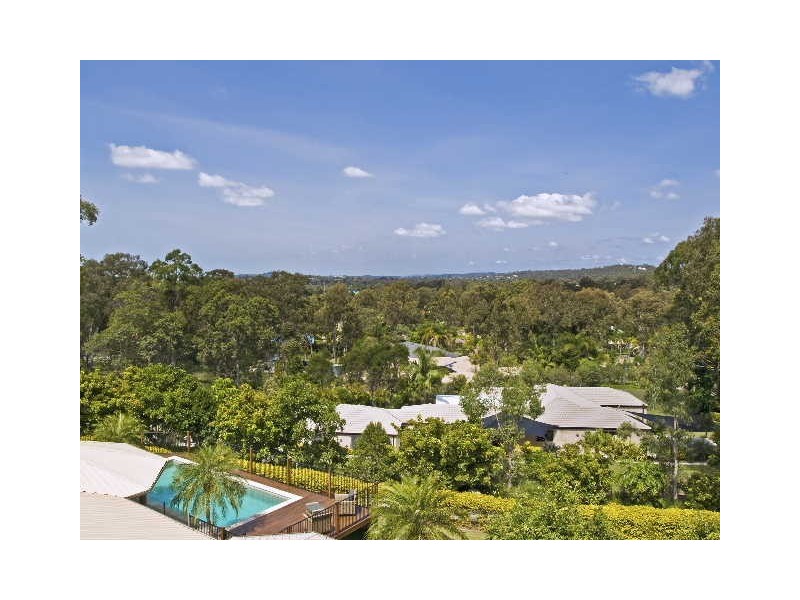 17 Clarence Drive, Helensvale QLD 4212