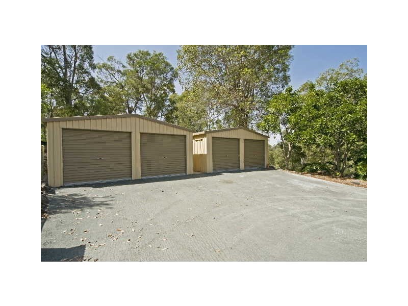 17 Clarence Drive, Helensvale QLD 4212