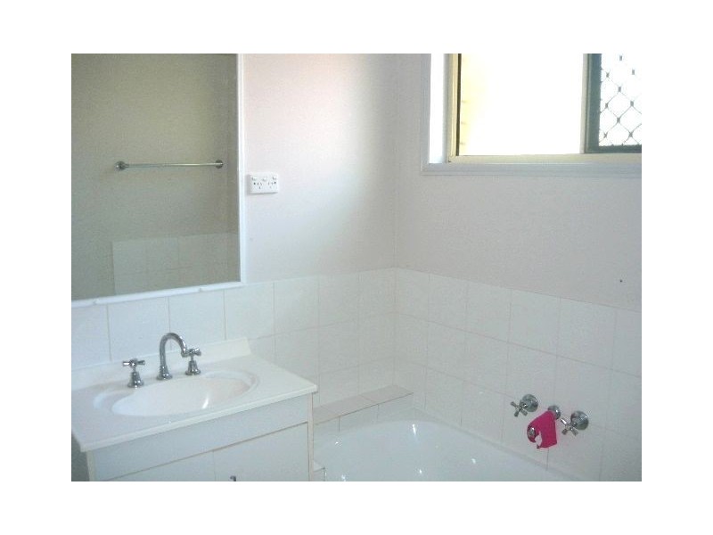 2/26 Broadway Drive, Oxenford QLD 4210