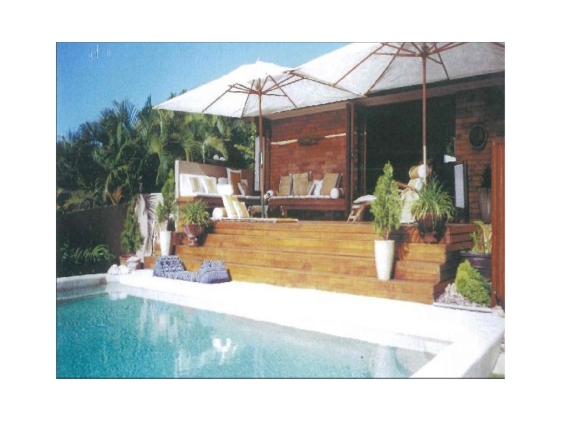 18 Atkins Place, Helensvale QLD 4212