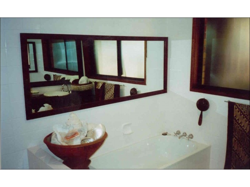 18 Atkins Place, Helensvale QLD 4212