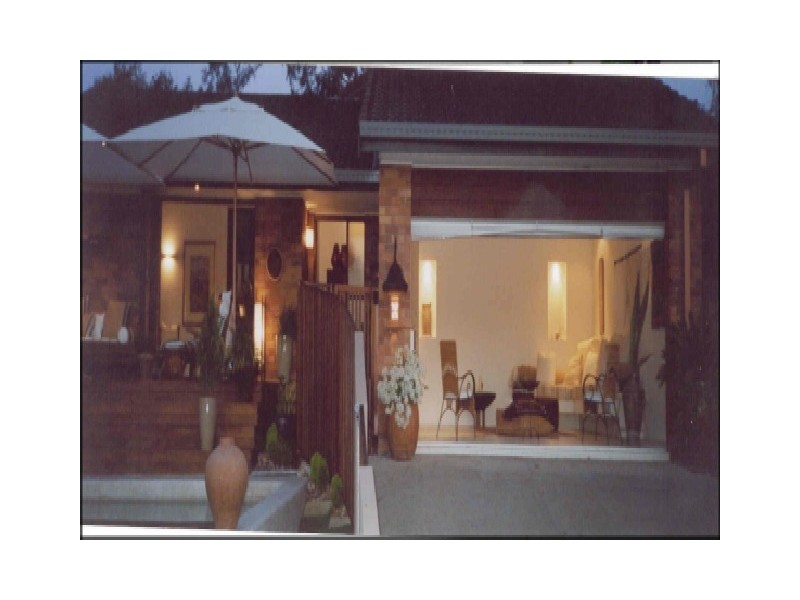 18 Atkins Place, Helensvale QLD 4212