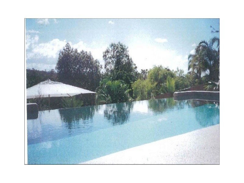 18 Atkins Place, Helensvale QLD 4212