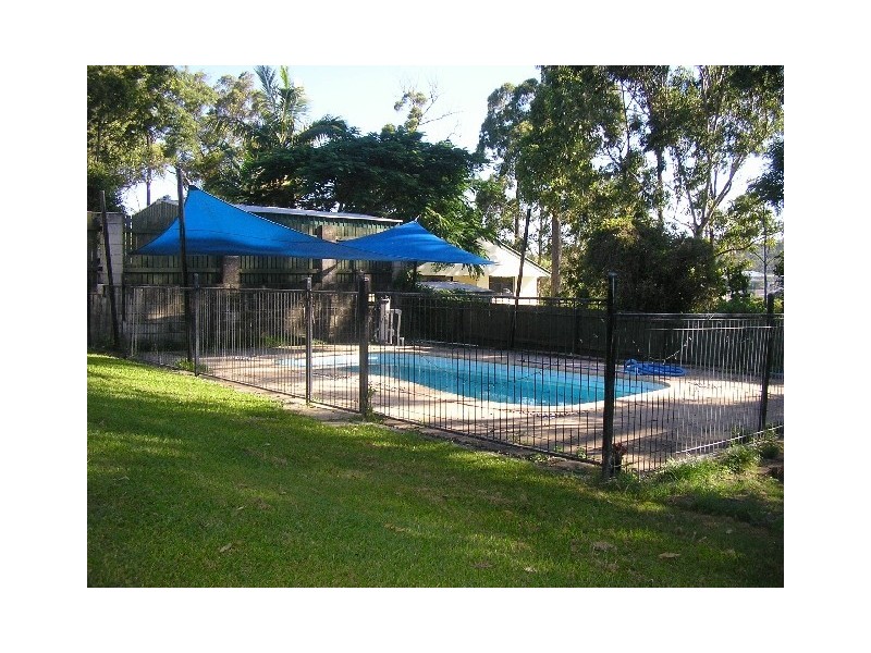 4 Lachlan Avenue, Molendinar QLD 4214