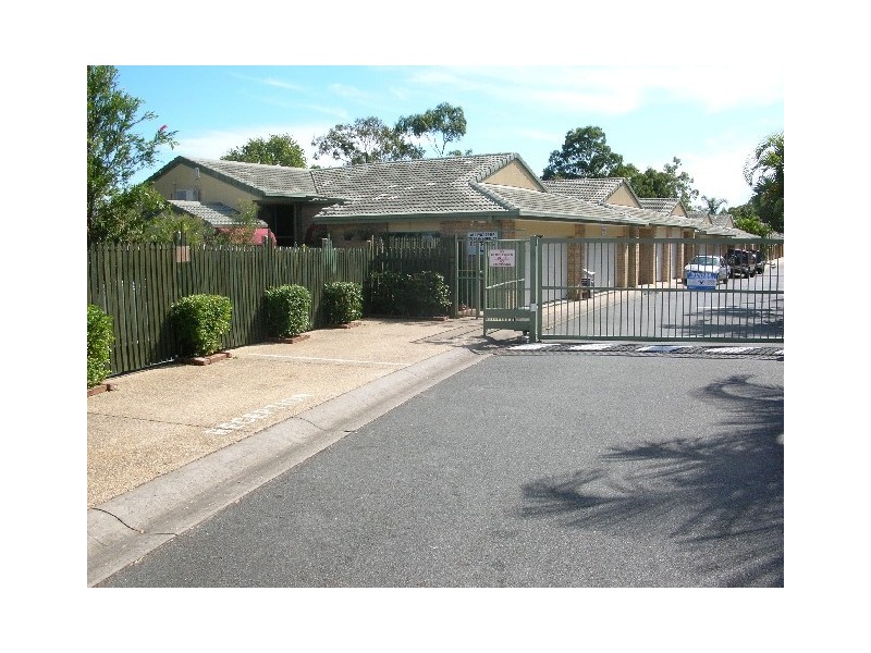 1030/6 Crestridge Crescent, Oxenford QLD 4210