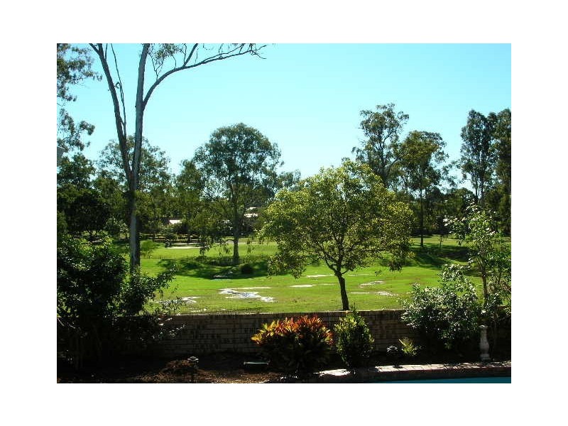 8 Morwell Court, Helensvale QLD 4212