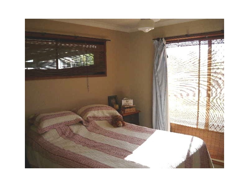 8 Willcox Court, Highland Park QLD 4211