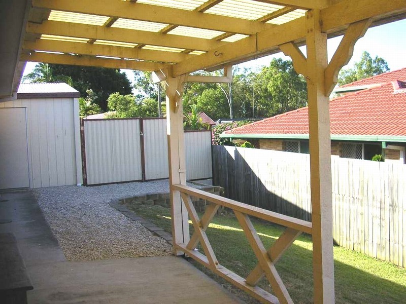 73 Discovery Drive, Helensvale QLD 4212