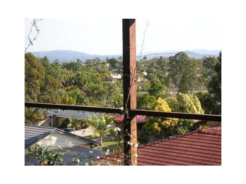 14 Kittani Crescent, Ashmore QLD 4214