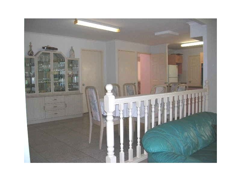 10 Tambo Court, Helensvale QLD 4212