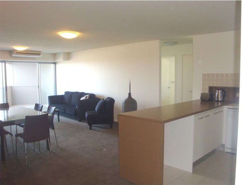 2403/111 Lindfield Road, Helensvale QLD 4212