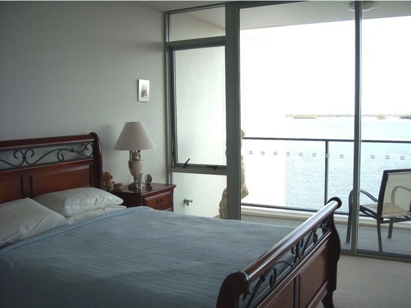 28406 Broadwater Precinct, Paradise Point QLD 4216
