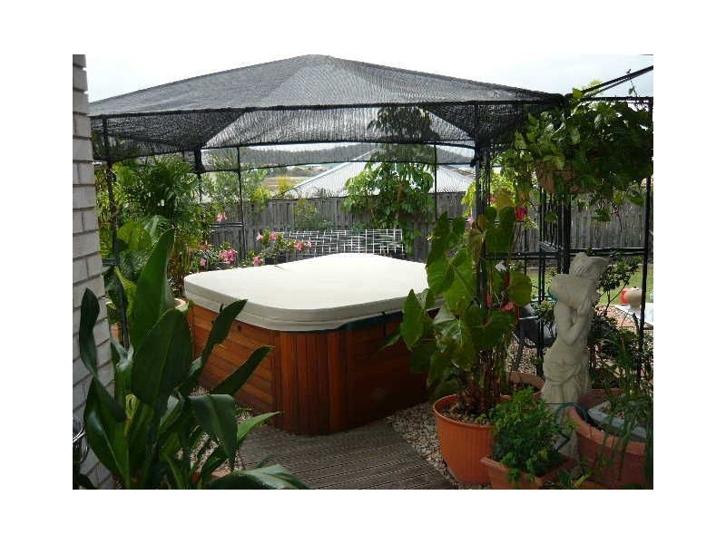 93 Santa Isobel Bvd, Pacific Pines QLD 4211
