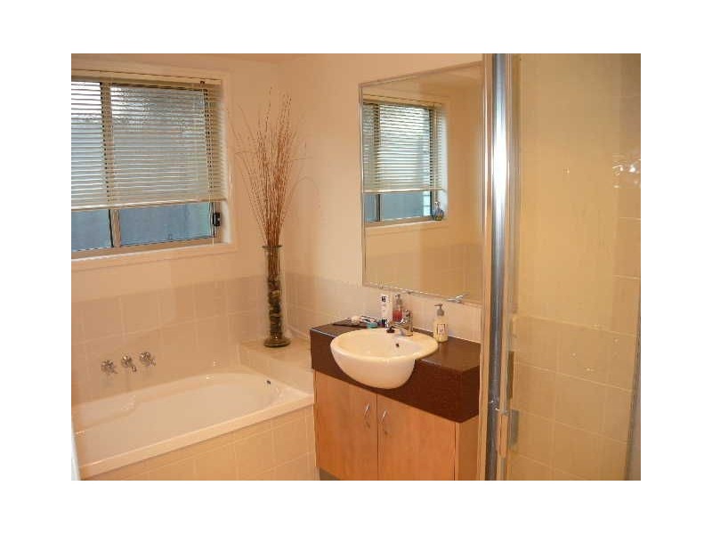 93 Santa Isobel Bvd, Pacific Pines QLD 4211