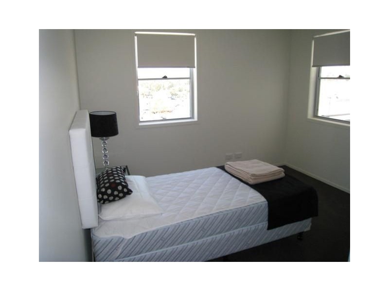 3207/111 Lindfield Road, Helensvale QLD 4212