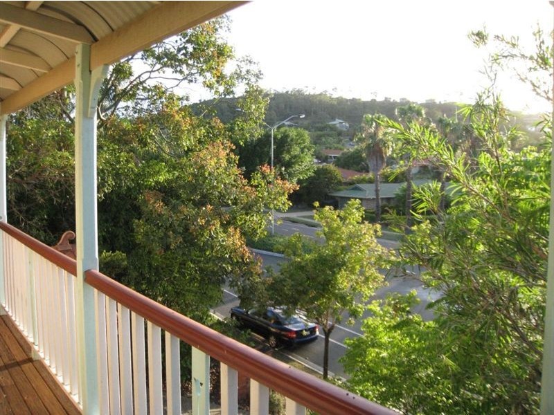 8 Pacific Pines Bvd, Pacific Pines QLD 4211